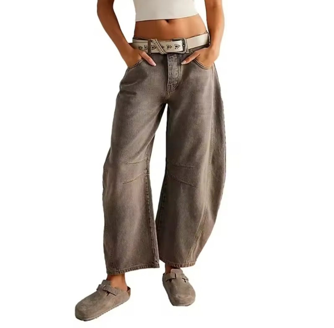 Jeans barrel leg donna colore coffee, fit ampio, vita media, stile boho